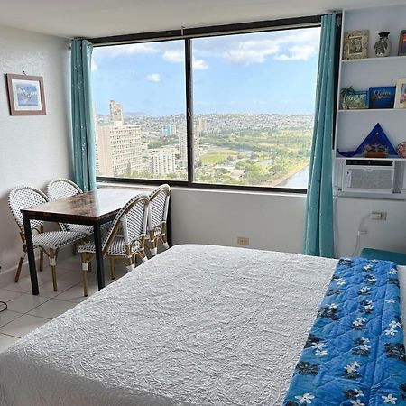 Waikiki Condo High Floor Views Beaches Convention Center Гонолулу Экстерьер фото