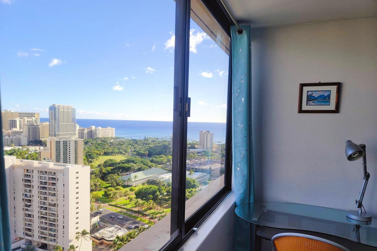 Waikiki Condo High Floor Views Beaches Convention Center Гонолулу Экстерьер фото